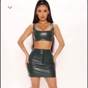 Fashion nova leather set